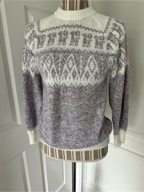 Alpaca Fina Cozy Fair Isle Crewneck Sweater - White & Heathered Lavender